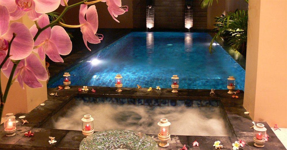 Villa Alam Warna Seminyak Esterno foto
