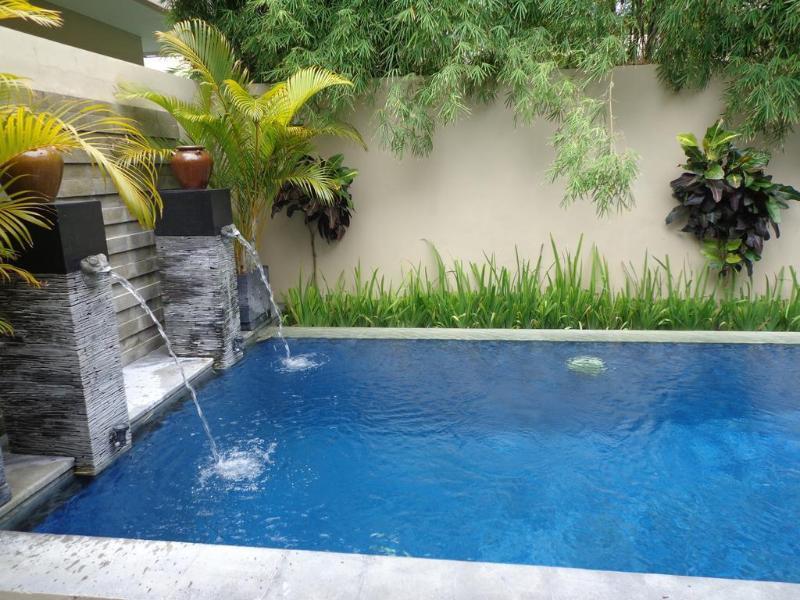 Villa Alam Warna Seminyak Esterno foto