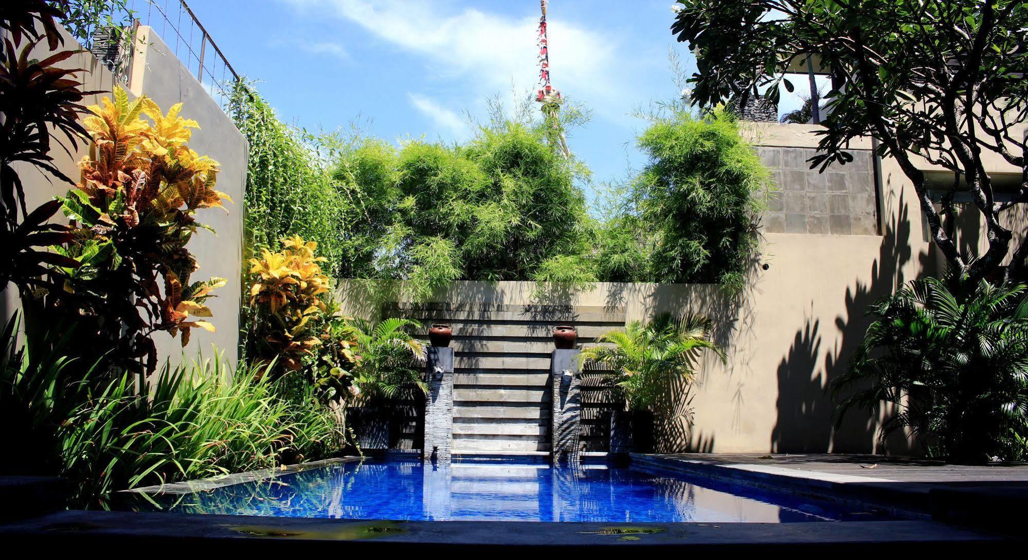 Villa Alam Warna Seminyak Esterno foto